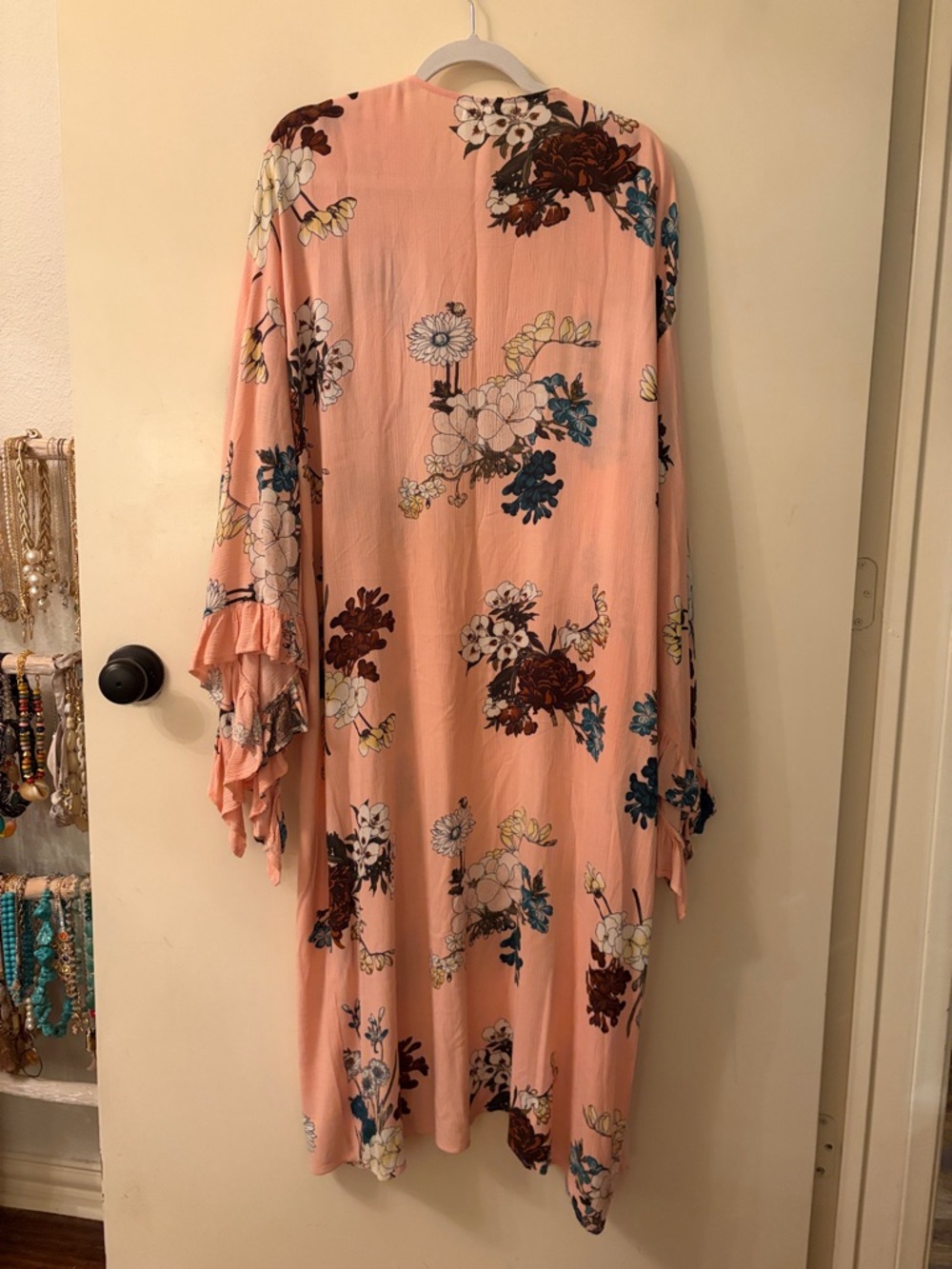 Peach Floral Kimono Robe - Picture 4 of 4